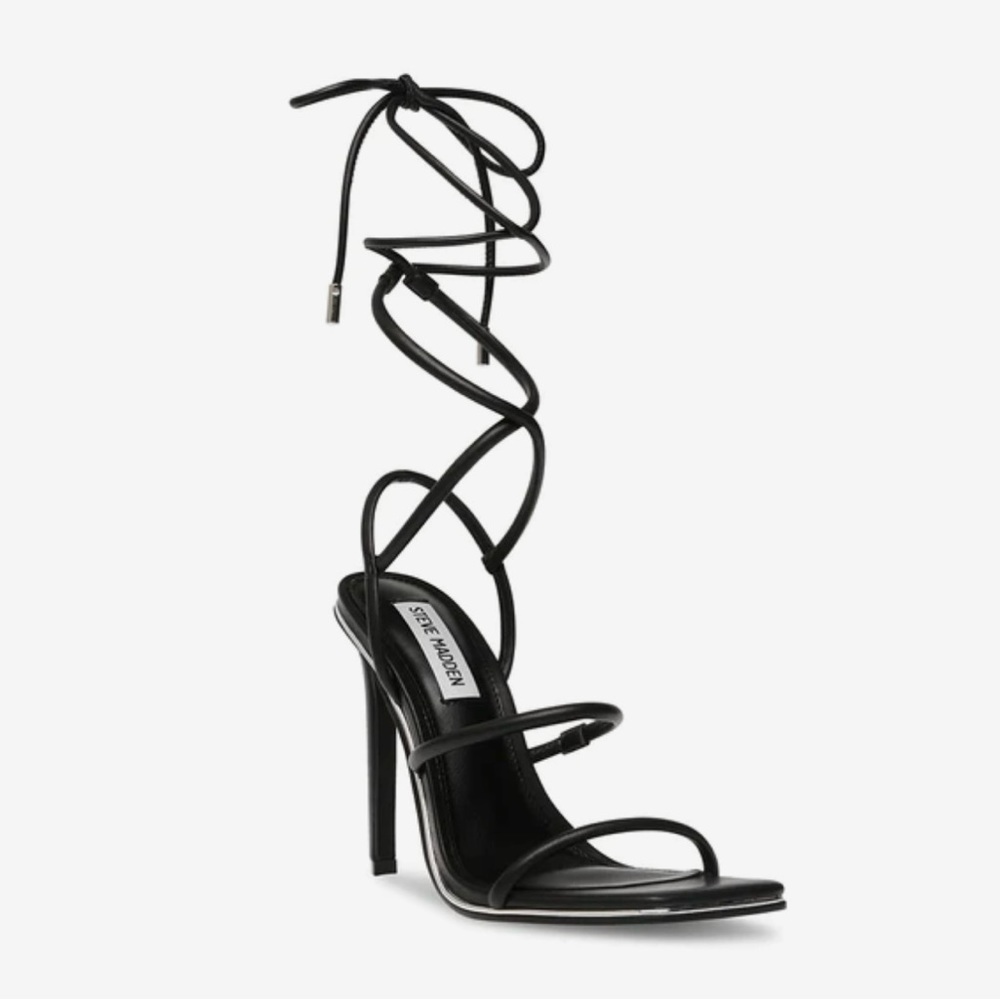Steve Madden Unfold black strap heels sz 7